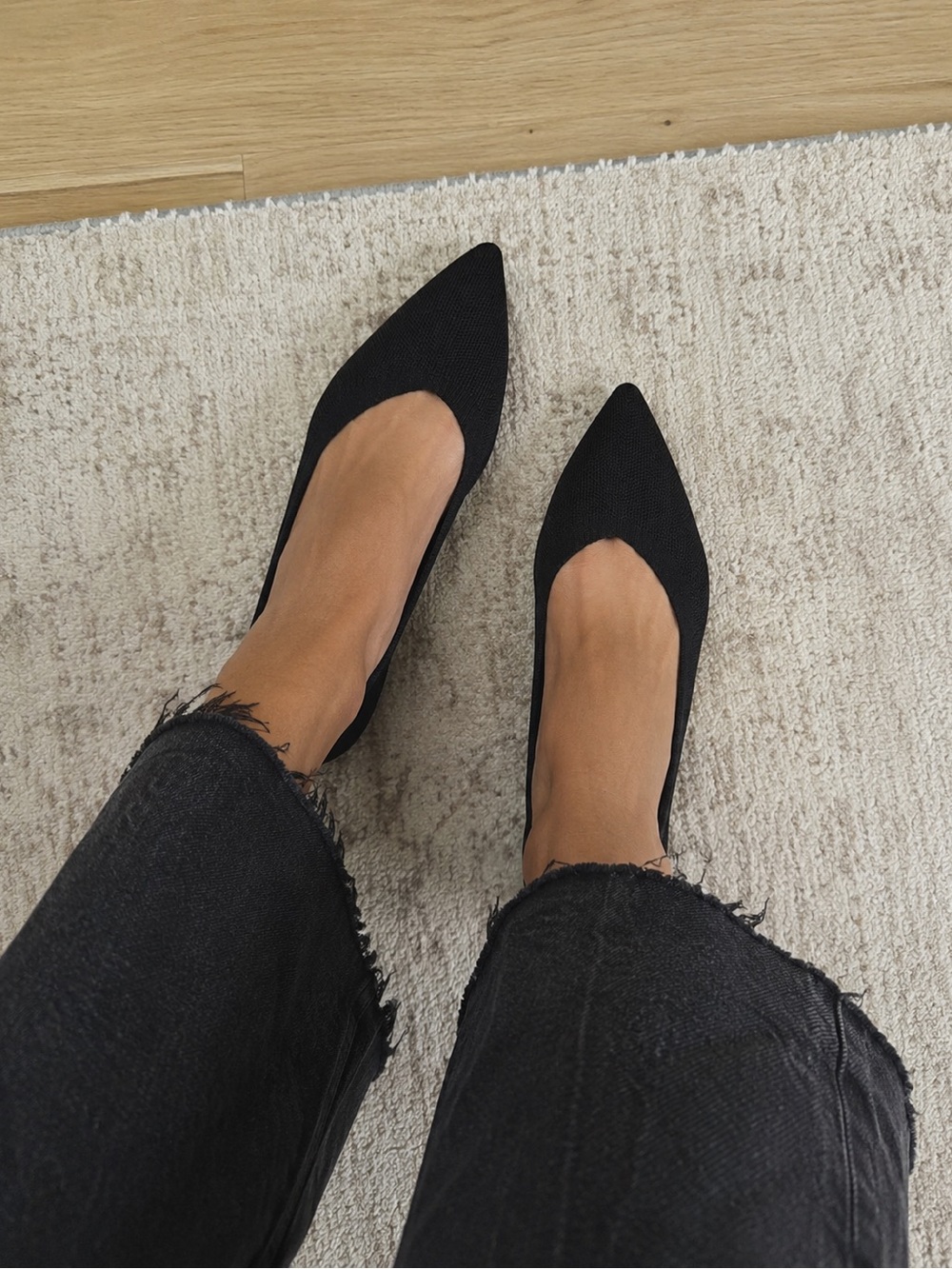 Black Pointed Toe Women’s Flats